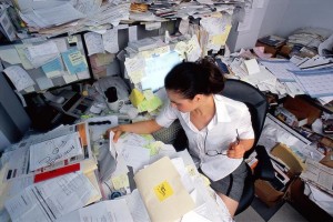cluttered-desk-resized